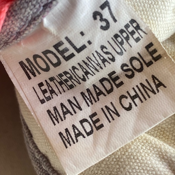 FINAL SALE. 🚨 ‼️ RARE WOMENS GOLDLUXE GREY AND CORAL ,TENNIS 37/6 - Picture 5 of 7